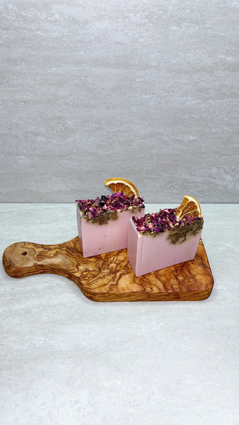 Golden Berries - Botanical Soap Bar ~ Limited Christmas Edition š